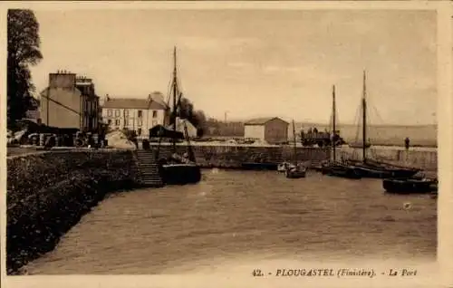 Ak Plougastel Daoulas Finistère, Port