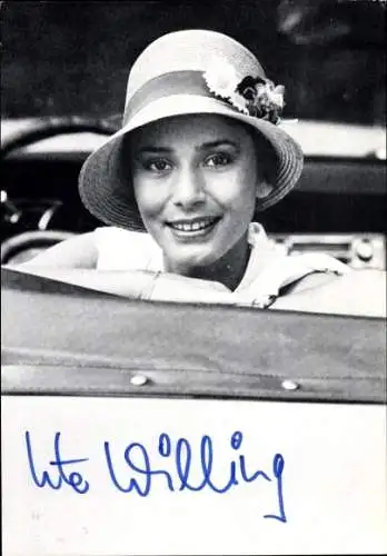 Ak Schauspielerin Ute Willing, Portrait, Hut, Autogramm