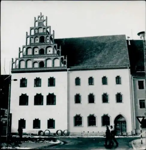 Foto Zwickau in Sachsen, Straße, Passanten, Gebäude