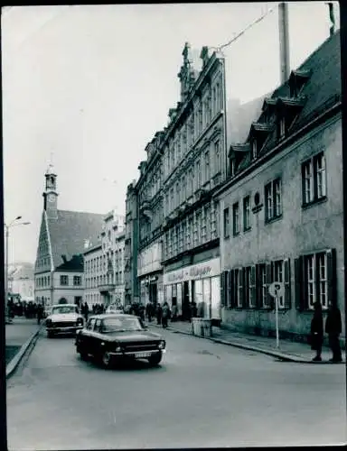 Foto Zwickau in Sachsen, Hauptmarkt, Robert-Schumann-Haus, Autos, Mäntel Meyer