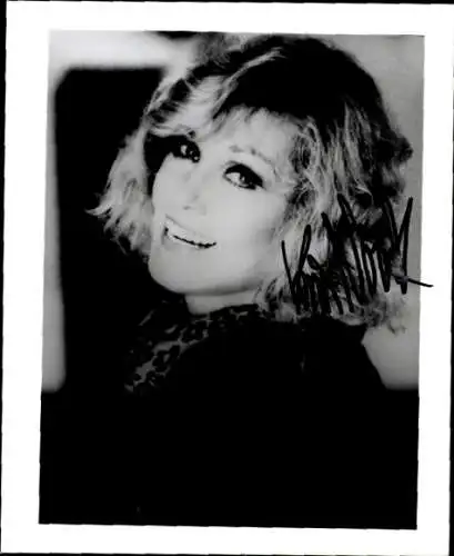 Ak Schauspielerin Kim Novak, Portrait, Autogramm