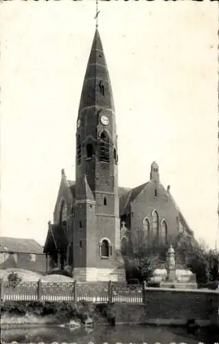 Ak Bouzincourt, Kirche