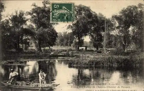 Ak Bray sur Seine Seine et Marne, Restes des Ruines de l'Ancien Chantier de Bateaux