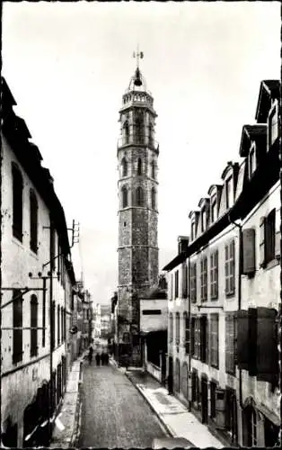 Ak Bagnères de Bigorre Hautes Pyrénées, Tour de l'Horloge