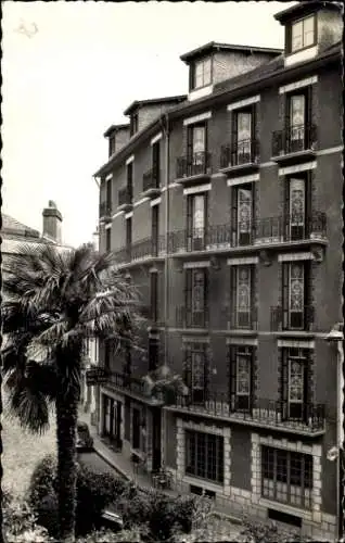 Ak Lourdes Hautes Pyrénées, Hotel Croix de Malte