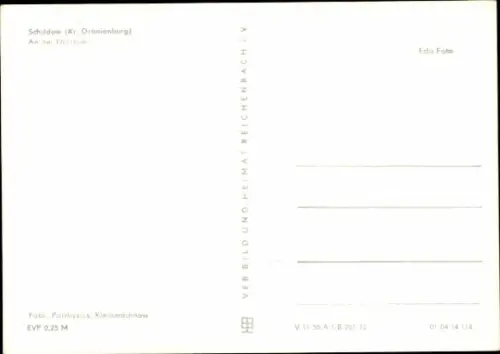 Ak Schildow in der Mark, An der Dorfaue, Kirche, Denkmal 