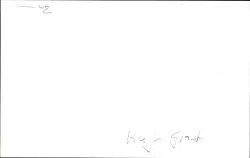 Ak Schauspieler Hugh Grant, Portrait, Autogramm
