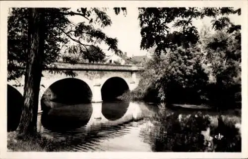 Ak Romorantin Loir et Cher, pont du Chemin de Fer