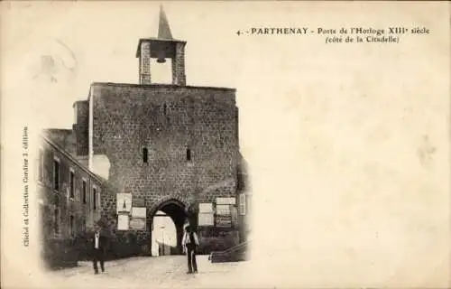 Ak Parthenay Deux Sèvres, Porte de l'Horloge, Cote de la Citadelle