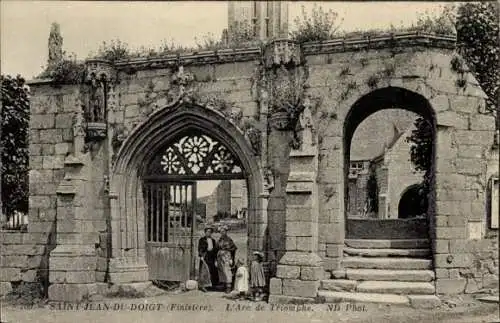 Ak Saint Jean du Doigt Finistère, L'Arc de Triomphe