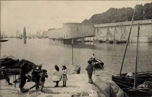 Ak Concarneau Finistère, La ville Close, Port de la Gale