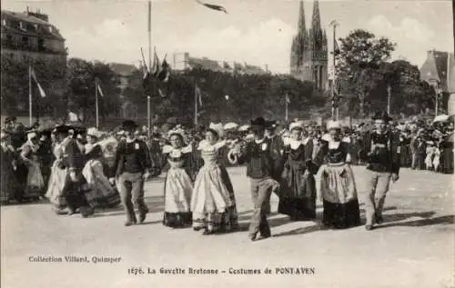 Ak Pont Aven Finistère, La Gavotte Bretonne, Costumes, Tänzer in Tracht