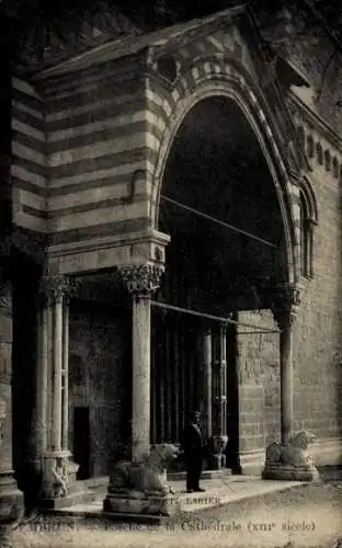 Ak Embrun Hautes-Alpes, Porche de la Cathedrale