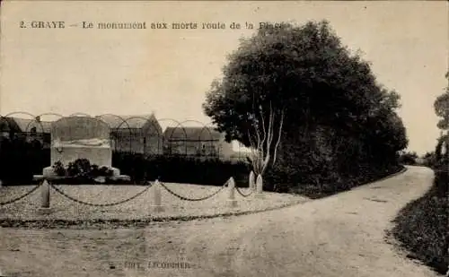 Ak Graye sur Mer Calvados, Le Monument aux morts route del a Plage