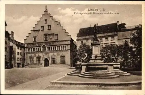 Ak Lindau Bodensee, Reichsplatz m. Brunnen u. Rathaus