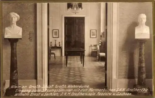 Ak Weimar in Thüringen, Großherzogliches Schloss, Eingang Sitzungszimmer, Marmorbüsten