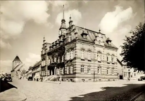 Ak Plau am See Mecklenburg, Rathaus, Marktplatz