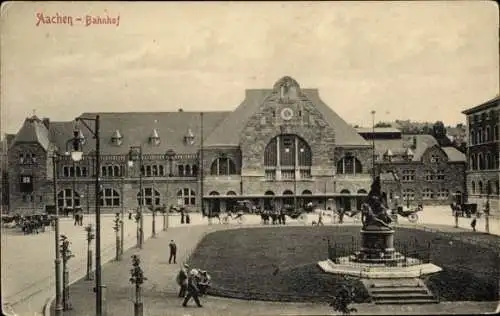 Ak Aachen, Bahnhof, Vorplatz, Denkmal