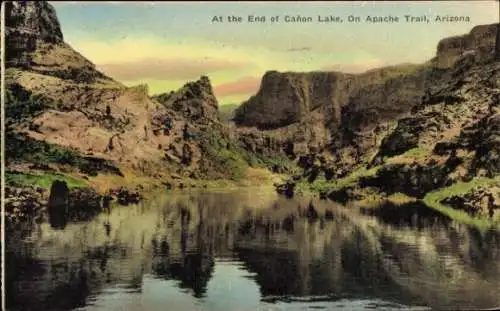 Ak Arizona USA, At the End of Canon Lake, On Apache Trail