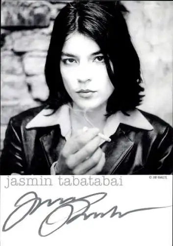 Ak Schauspielerin Jasmin Tabatabai, Portrait, Autogramm