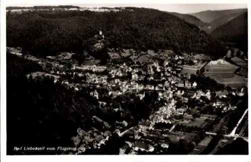 Ak Bad Liebenzell im Schwarzwald, Fliegeraufnahme