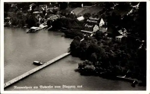 Ak Nonnenhorn am Bodensee, Fliegeraufnahme, Gasthof Pension Engel, Brücke, Bootsanleger