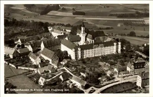 Ak Ochsenhausen in Württemberg, Fliegeraufnahme, Kloster