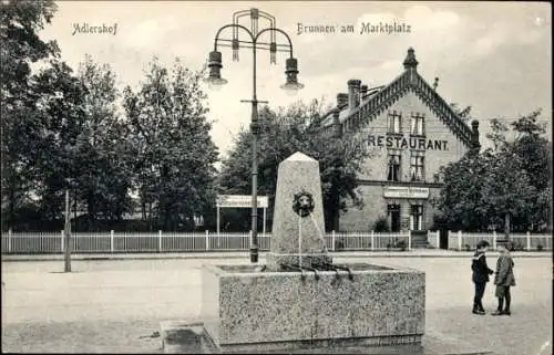 Ak Berlin Treptow Adlershof, Brunnen am Marktplatz, Restaurant