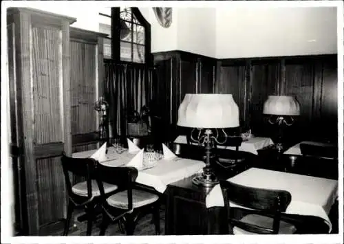 Foto Zwickau in Sachsen, Restaurant, Tische, Tischlampe