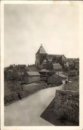 Ak Marcoles Cantal, Totalansicht, Kirche