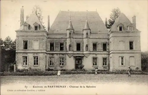 Ak Parthenay Deux-Sèvres, Schloss la Salinière