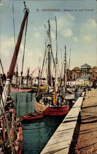 Ak Concarneau Finistère, Quai Carnot, Bateaux