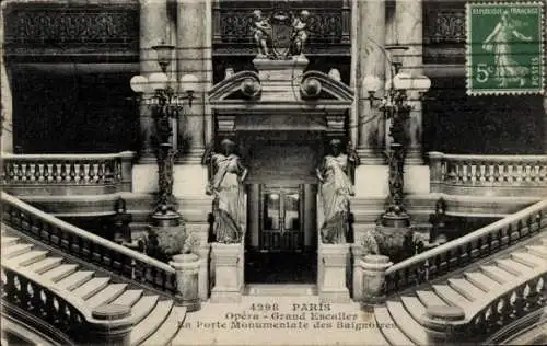 Ak Paris IX, Oper, Große Treppe, Monumentale Tür der Bäder