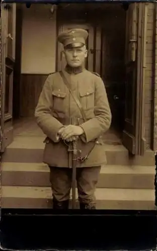 Foto Ak Elberfeld, Deutscher Soldat in Uniform
