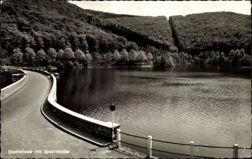 Ak Diemelsee Waldeck Upland in Hessen, mit Sperrmauer