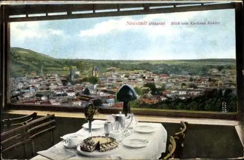 Ak Neustadt an der Haardt a.d.Weinstrasse, Tisch im Kurhaus Kohler, Blick auf die Stadt