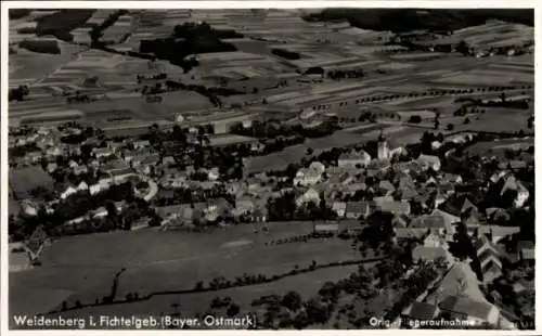 Ak Weidenberg in Oberfranken, Fliegeraufnahme