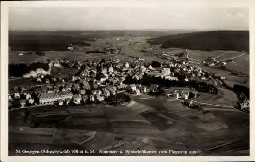 Ak St. Georgen im Schwarzwald Baar Kreis, Fliegeraufnahme, Ort, Felder