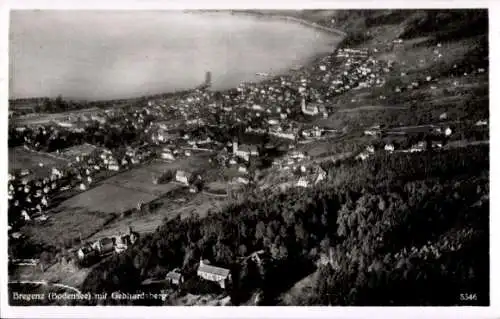 Ak Bregenz am Bodensee Vorarlberg, Gebhardsberg, Fliegeraufnahme