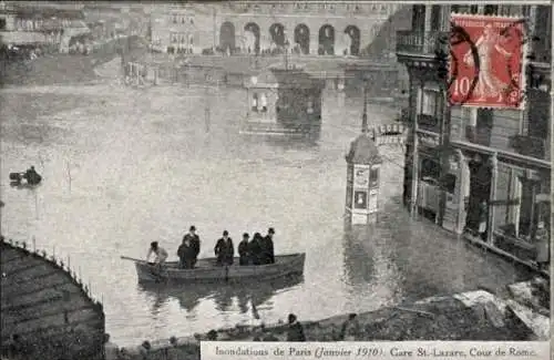 Ak Paris VIII., Inondations de Janvier 1910, Gare Saint Lazare, Cour de Rome