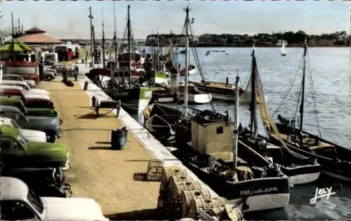 Ak Saint Gilles sur Vie Vendée, Bateaux a Quai