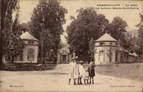 Ak Rambouillet Seine-et-Oise Yvelines, Park, Laiterie Marie-Antoinette, Kinder