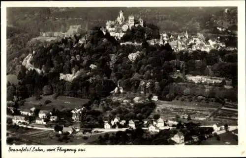 Ak Braunfels an der Lahn, Fliegeraufnahme