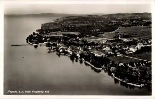 Ak Hagnau am Bodensee, Fliegeraufnahme, Stadtpanorama