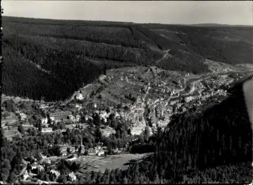 Foto Bad Wildbad im Kreis Calw Baden Württemberg, Totalansicht, Fliegeraufnahme