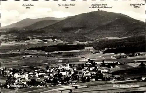 Ak Arnbruck im Bayerischen Wald Oberpfalz, Fliegeraufnahme, Kreuzfelsen, Berggasthof Eck