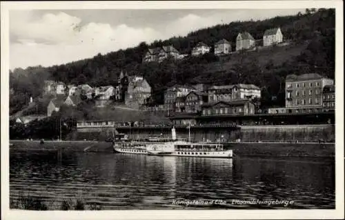 Ak Königstein an der Elbe Sächsische Schweiz, Dampfer Leipzig und Stadtansicht