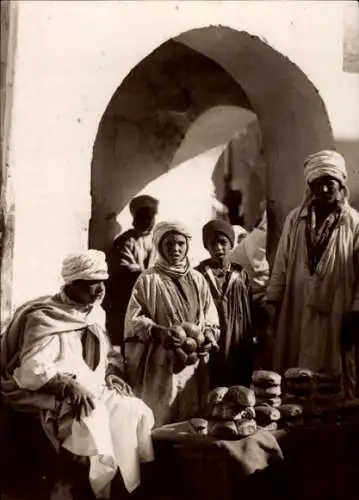 AK-Szenen und -Typen, Der Brothändler, Brothändler, Araber, Maghreb