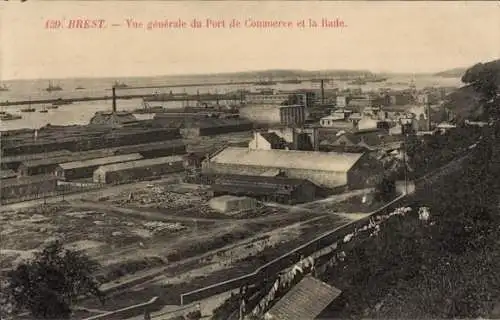 Ak Brest Finistère, Vue generale du Port de Commerce et la Rade