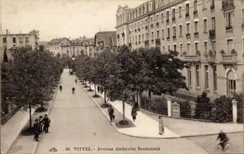 Ak Vittel Lothringen Vosges, Avenue Ambroise Bouloumie